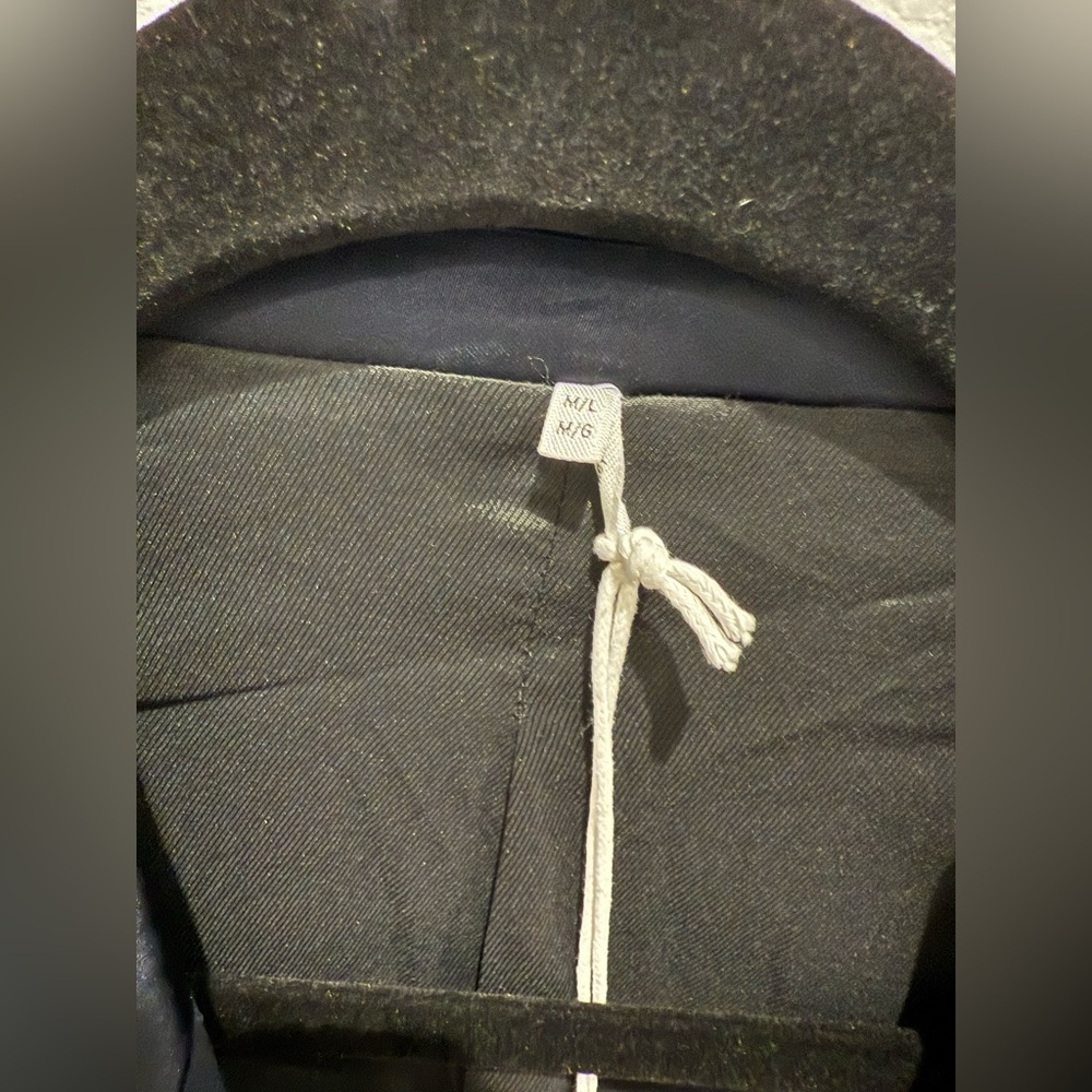NWT FRAME Navy Double-Breasted Blazer with Satin Collar – Size M/L - Picture 9 of 12